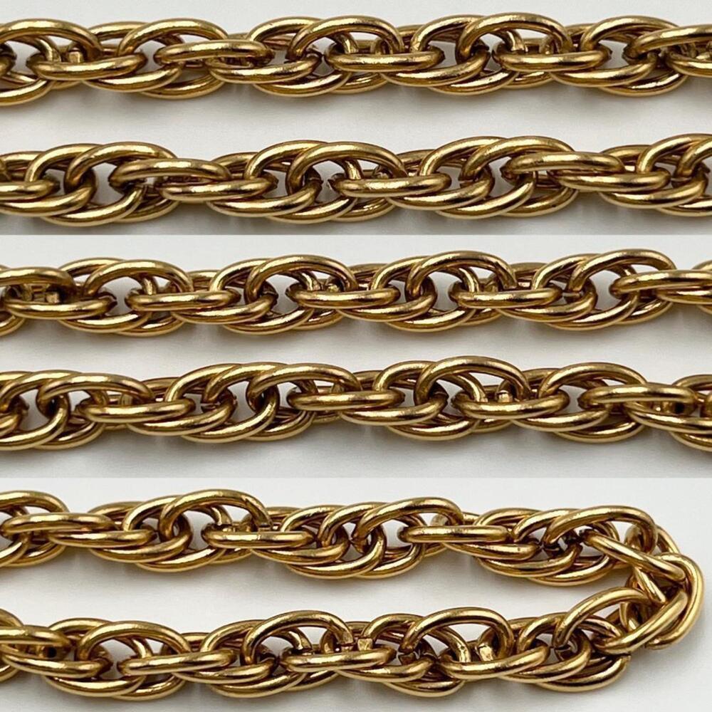 CHANEL Authentic Necklace - Picture 6 of 10